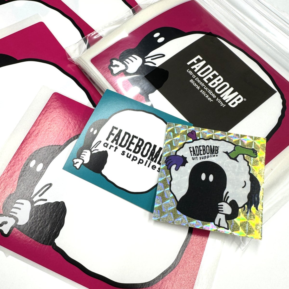 fadebomb_jp's tweet photo. NEW!!! エッグシェルバージョン登場です!
FADEBOMB Eggshell Shadow man blank sticker - FSM50EG https://t.co/HlRtDTXkqz
#graffiti #graffitistickers #graffitisticker #graffitisupplies #fadebomb #fadebombartsupplies #graffitisupply https://t.co/JC3HzLKWdu