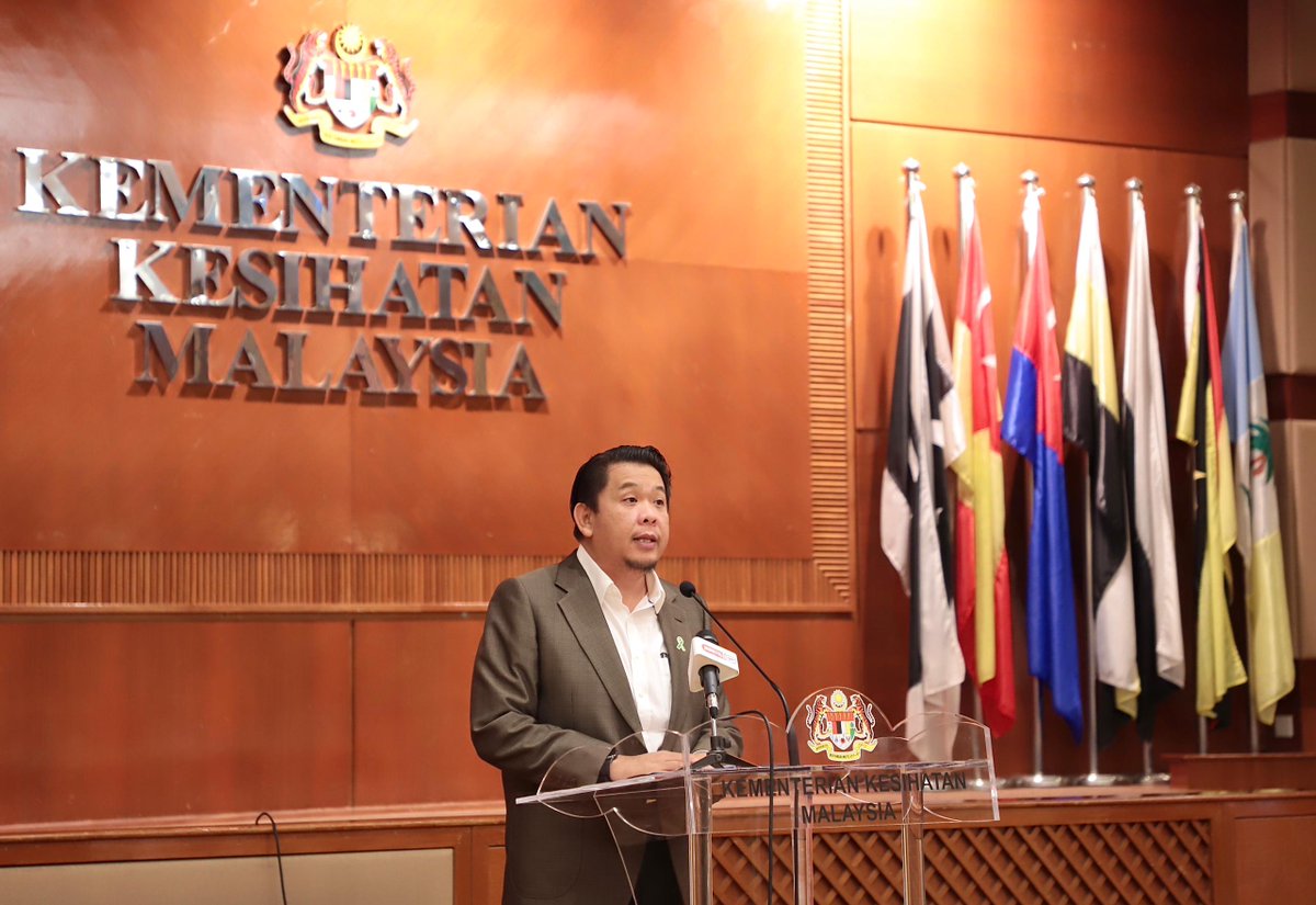 KKMPutrajaya's tweet photo. (1/2) 17 November 2023, Putrajaya - YB Dato Lukanisman bin Awang Sauni, Timbalan Menteri Kesihatan telah menyempurnakan Majlis Pelancaran Hasil Dapatan Tinjauan Mata Kebangsaan Ketiga (National Eye Survey III) dan Program Saringan Mata Kakitangan Kementerian Kesihatan Malaysia di Putrajaya hari ini.

Tinjauan Mata Kebangsaan merupakan inisiatif KKM dalam mengenalpasti kebutaan dan masalah penglihatan di kalangan rakyat Malaysia. Tinjauan Mata Kebangsaan I telah diadakan pada tahun 1996, manakala Tinjauan Mata Kebangsaan II dijalankan pada tahun 2014 dan pada tahun ini Tinjauan Mata Kebangsaan III telah dijalankan pada bulan Julai hingga Oktober 2023 di dua zon iaitu Zon Sarawak dan Zon Timur.

Hasil dapatan daripada Tinjauan Mata Kebangsaan II telah menunjukkan prevalens kebutaan adalah 1.2% iaitu seramai 113,000 orang mengalami masalah buta dengan 43,000 daripadanya dikenalpasti berpunca daripada katarak.

Manakala hasil Tinjauan Mata Kebangsaan III mendapati 160,000 orang Penduduk Malaysia (Zon Timur dan Zon Sarawak) berusia 50 tahun ke atas mengalami masalah kurang penglihatan, manakala 8 peratus daripada jumlah tersebut mengalami kebutaan.