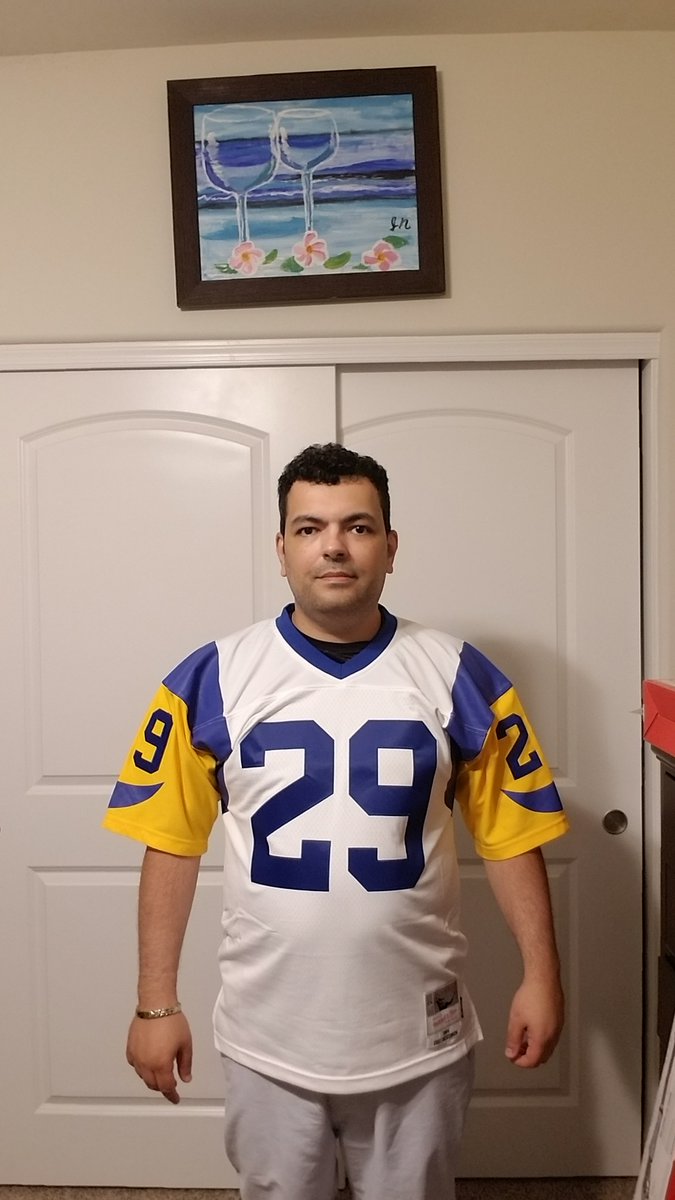 james_fishing24's tweet photo. Favorite Los Angeles Rams throwback jerseys: Blue or White?
#mitchellandness #nfl #larams #LosAngelesRams #football #LosAngeles #throwbackjerseys #sportsjerseys #sports https://t.co/WO1sSx7m8w