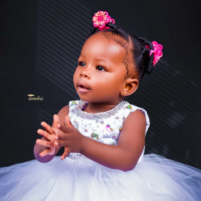 TBebai's tweet photo. Happy Victorious birthday to my beautiful and special daughter 💗 💕. Daddy can't stop loving you.
May God crown you goodness to fulfil your destiny. Amen.
Dear Lord Jesus, Thank you for everything. https://t.co/qqpasjXJBp