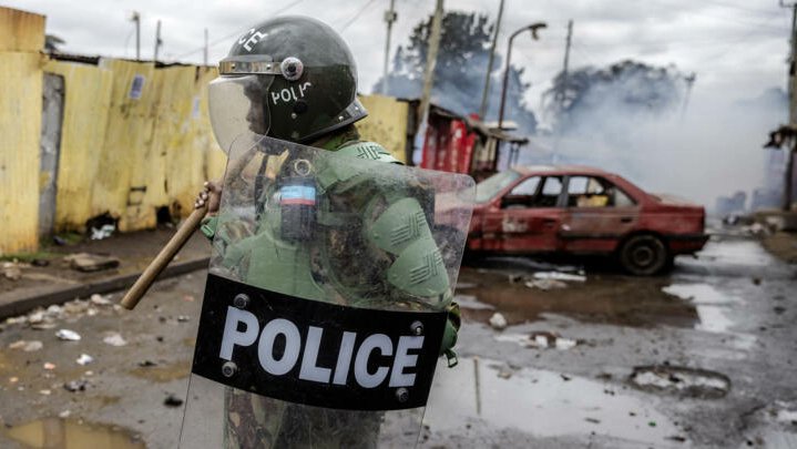 JeansamuelMathi's tweet photo. Le parlement kényan donne enfin son feu vert, jeudi, pour le déploiement d'un millier de policiers en Haïti, dans le cadre d'une mission soutenue par l'ONU.Décision,suscitant de vives critiques et d'oppositions au Kenya.Certains,qualifient cette mission de missions suicidaires. https://t.co/HGbl47eKvA