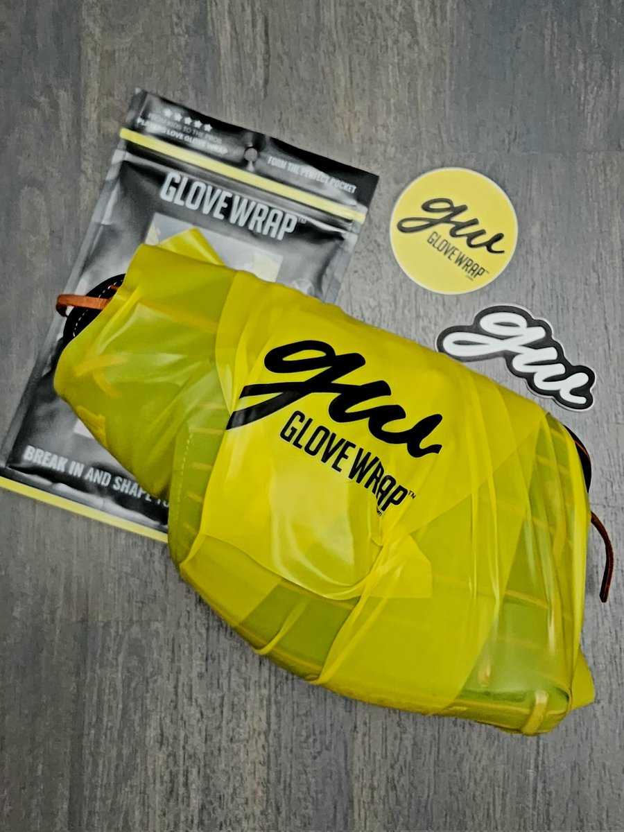 Letting the <a href="/glovewrapTM/">Glove Wrap™ for baseball, softball and hockey</a> do its thing on my new #A2000.

#TwoSeamDream #Baseball #NewGlove #BaseballGlove #BaseballPlayer #108StitchLife #IAmKeagen