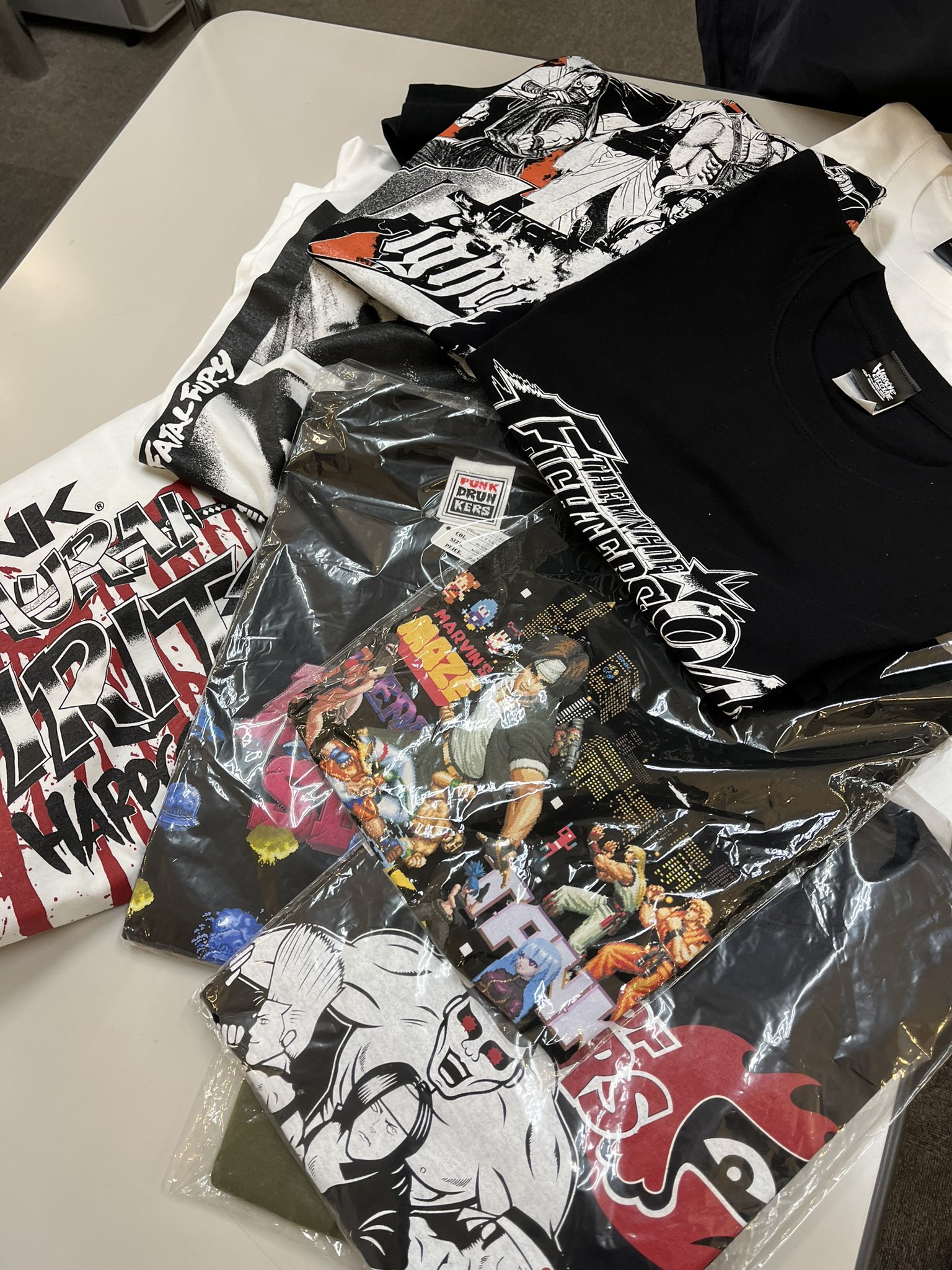 ★★★新品未開封★金属バット★友保★Tシャツ★ブラック★Sサイズ★★★ 未使用 金属バット スケロク 吉本Tシャツ 黒 M 男女着用可