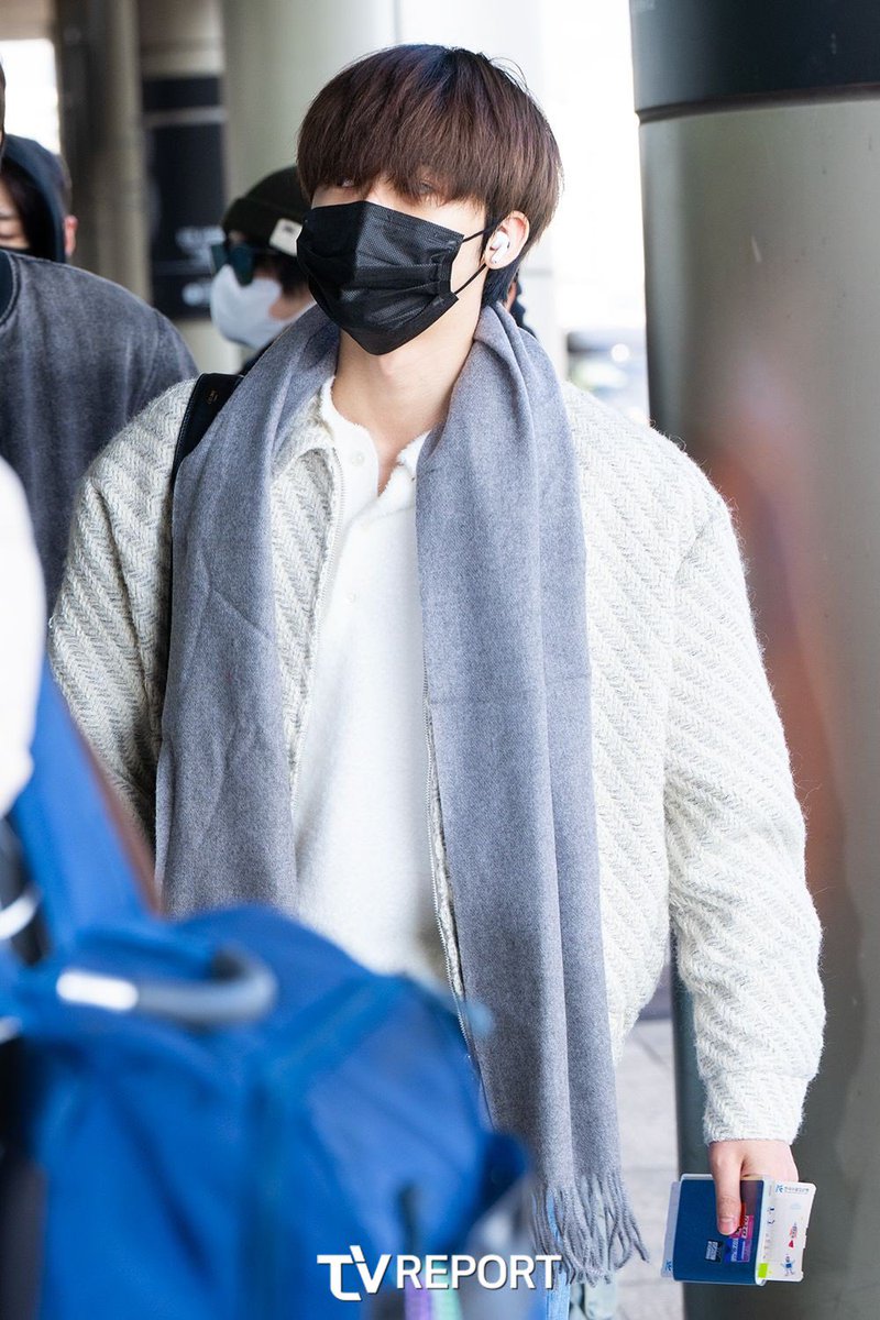 jamong1323's tweet photo. 재민이 출국 기사사진🤍 https://t.co/vMsjDggntl
