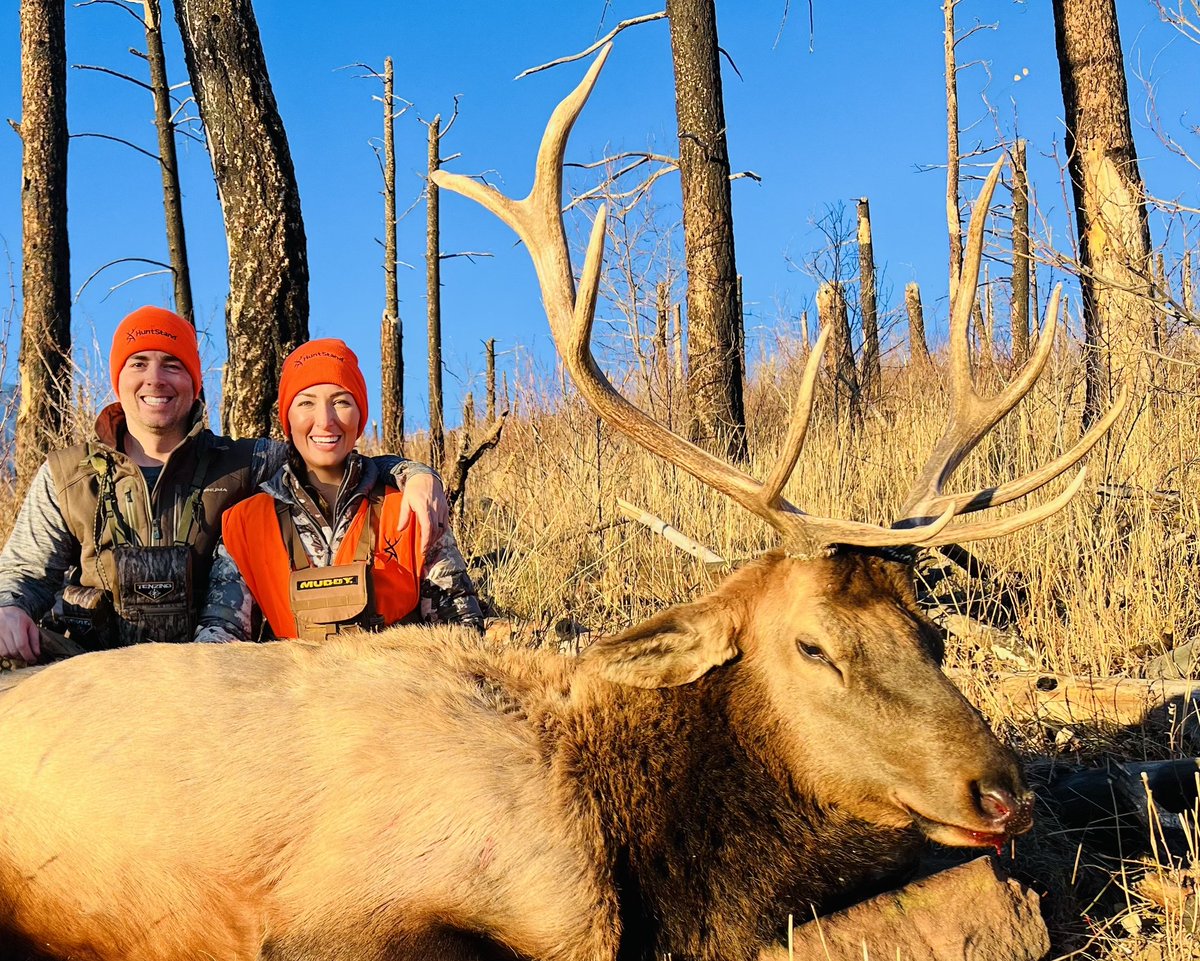 Ben and his wife Lacy with her beautiful bull she took with us this week. 🦌🏹

#hunting #fulldrawoutfitters #itsinmynature #itsalifestyle #outdoors #outside #whatgetsyououtside #fueledbynature #adventure #leupoldcore #showtheshield #wipiti #elk #elkcountry #deerhunting