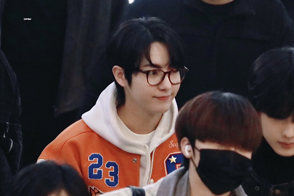 231117     😙ooO

#런쥔 #RENJUN #NCTDREAM  #NCT