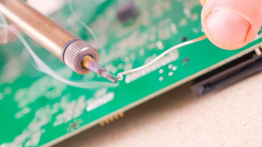 JA Electronics ( PCBA Provider) (@ja_electronics6) on Twitter photo Soldering iron and tin wire. Soldering iron and tin wire.