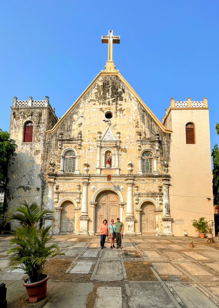 Khaki_Tours's tweet photo. John, now a "#Bandraboy", having married a local #EastIndian, took his mother and aunt from the #US on a #VibrantBandra car tour with us. The connections of John’s in-laws with the fishing village of #Chimbai and the oldest church in #Bandra, adjacent to it, was a special discovery for all! They loved all the #localvillages, their backyard gardens and the traditions of the East Indians. “What a lovely way to connect and bond with your loved ones,” they said.
Explore Mumbai through the KHAKI lens!
To book a tour, call +91 8828100111 or email hi@khakitours.com
#ExploreMumbai #MumbaiTourism #MumbaiTours #Things2DoInMumbai #Mumbai #KhakiTours