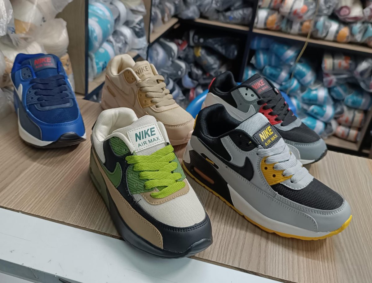 NairobiFootHub's tweet photo. OFFERS OFFERS!!
📌 Kids Airmax 90
📌 Sizes 31-36
📌 KES. 3,000
☎️/ 0722152443.

Countrywide delivery within 48hrs. Free delivery in CBD

Ruto Jacob Juma Raila Exposed Olunga #AlusaWhyAreYouTopless Cs Kithure Eurobond Diddy G2G Mombasa Thika #AzimioRegrets Nick Mwendwa BE Energy https://t.co/Cieno5IgAI