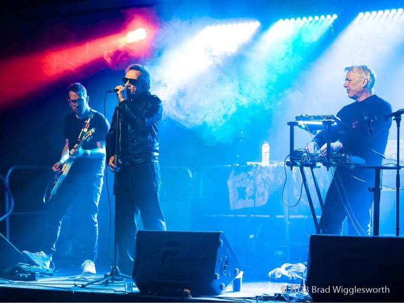andreasandtwolf's tweet photo. Great @PerfectPopCoOp night @HertsCornExchg big thanks to @BradWiggs for these great shots and #redsnapper @Juicebox_Indie for the show. Top venue, top sound, top crowd! #andreasandthewolf #perfectpop https://t.co/Sn2QwfTEs5