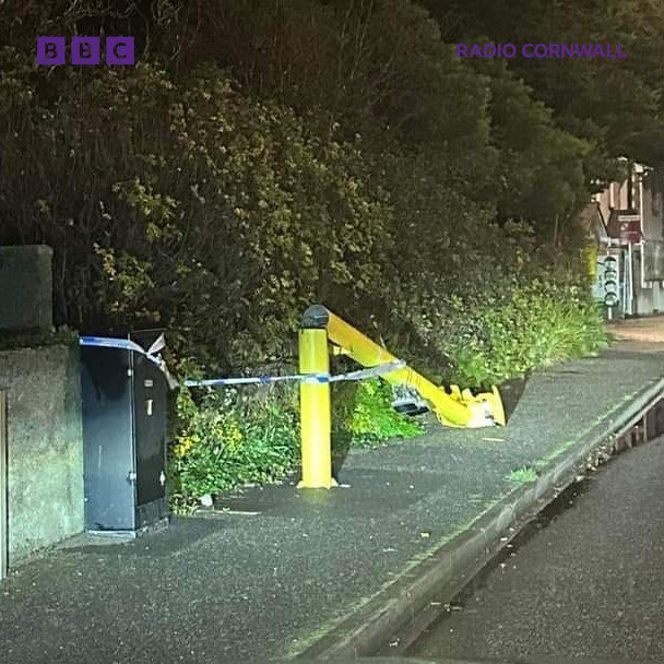 BREAKING: Another speed camera has been vandalised in Cornwall. 

This time it’s at Longdowns. 
More with <a href="/ChurchfieldJE/">James Churchfield</a> on BBC Radio Cornwall 
📸Ryan Moses