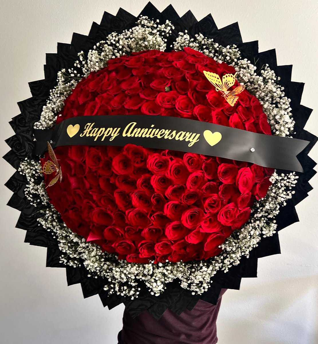 flowergirl_ke's tweet photo. Your plug for everything gifts and flowers...0792680480 to order.

#AlusaWhyAreYouTopless Itumbi Raila Exposed moi complex pri nyeri Sifuna G to G Olunga CS Kithure Kindiki #AzimioRegrets Kenya Kwisha Premier League South C Jacob Juma Gmail #PassportMkononi  Nick Mwendwa https://t.co/HJ6xTOB6E0