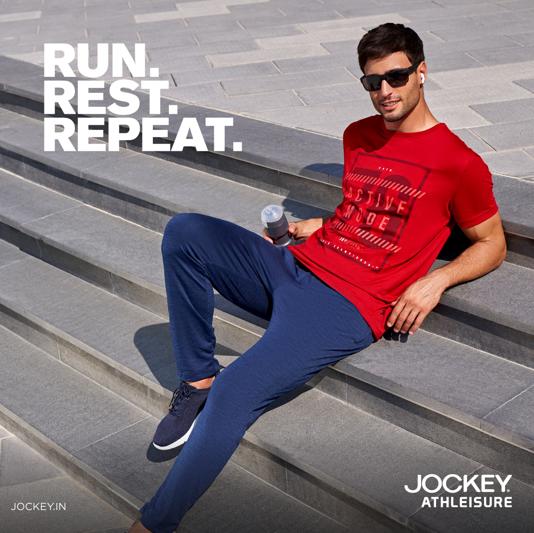 JockeyIndia's tweet photo. Gear up with our athleisure and make the fitness grind look as easy as rest days.

#EssentialsMadeAmazing #Jockey #JockeyIndia #ElevatedEssentials #styleinspiration #style #ootd
#elevateyourstyle #stylegram https://t.co/2WK9xbUVpR
