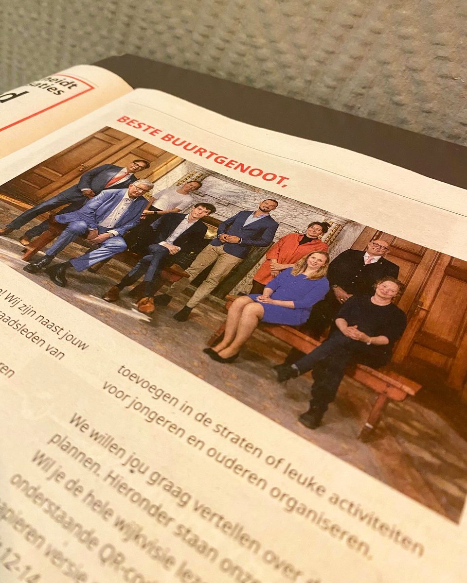 WRKralingen's tweet photo. De @DeSterOnline ligt (bijna) in jouw brievenbus. In deze editie staat onze paginagrote advertentie. 

In de advertentie lees je onder andere een overzicht van onze ‘To Do’s’ voor de komende jaren en onze contactgegevens.

Hele wijkakkoord lezen? Link: https://t.co/bPD461JbFU https://t.co/8PhxTotfSA