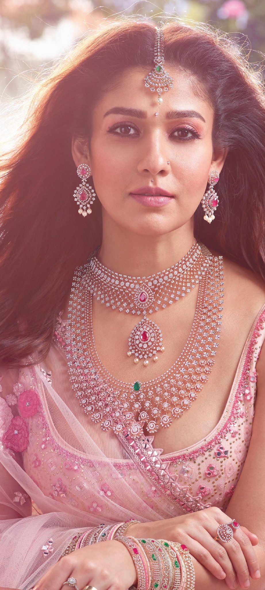 F_HfaOpagAAve7e?format=jpg&name=large