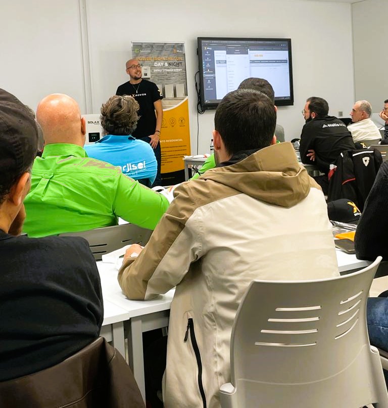 solaxpower's tweet photo. #SolaXTraining 🌞The city #Sevilla in #Spain set the stage for unforgettable product training. With our partner @seissolar, participants delved into the intricacies of our cutting-edge product line, with a spotlight on #EngeryStorageSystem that stores the energy for night use. https://t.co/ZcGwOZyGUA