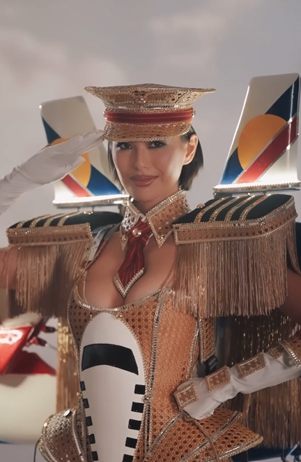 preciouschild71's tweet photo. Miss Universe Philippines, Michelle Dee National costume performance.✈️ #CaptainMMD #MichelleDee #mmdverse #MMD #MissUniversePhilippines2023 #MissUniverse2023 #72ndMissUniverse #ForDEEUniverse #MissUniverse https://t.co/TH6Hi7HKEJ