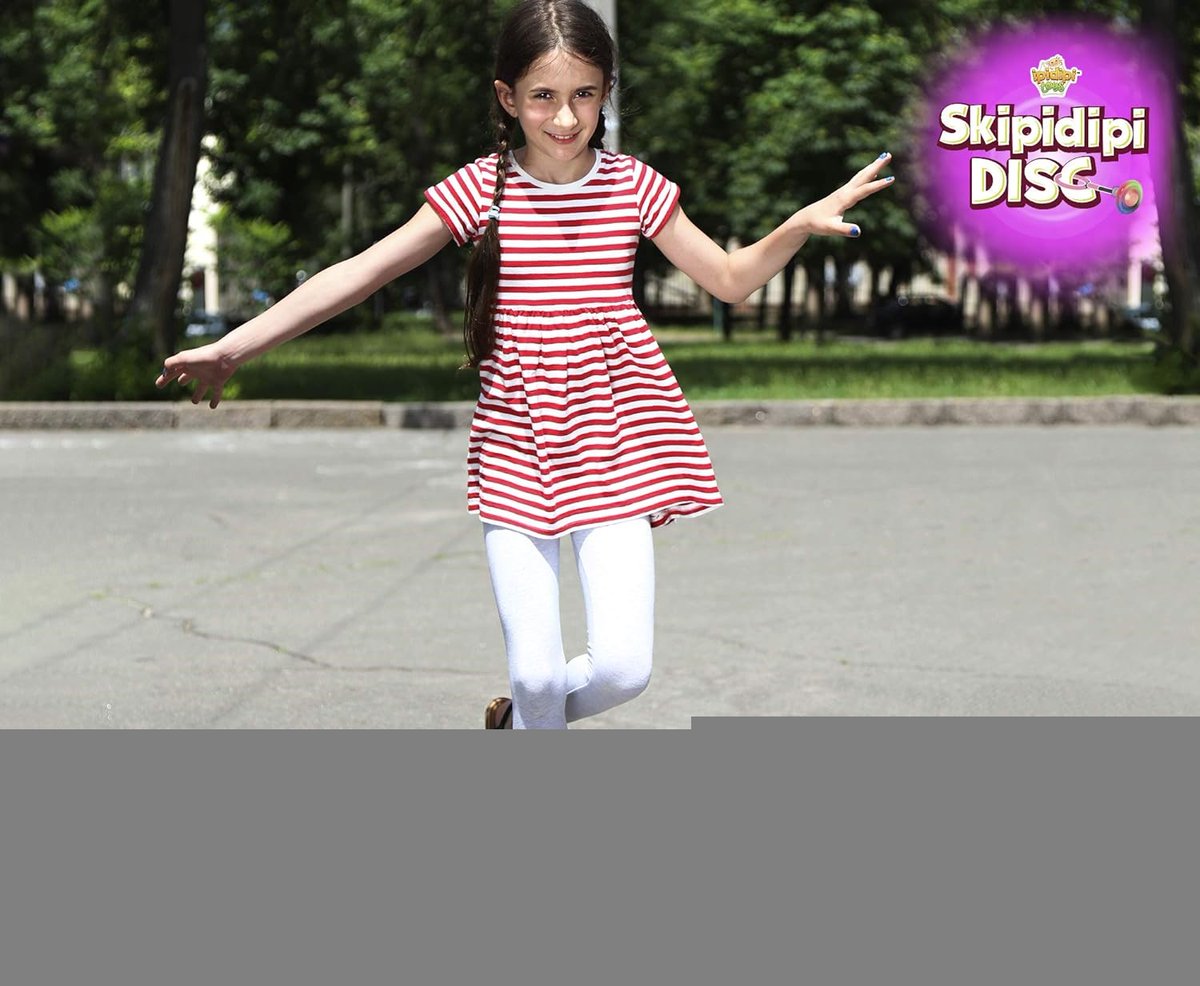 Funky4Toys's tweet image. Remember the Skip It Original toy from the 80s? It's time to transport our kids to that golden era of play! Say goodbye to couches and hello to active, sun-soaked adventures! bit.ly/3SxhpBU  #Ipidipitoys #ThrowbackFun #ActivePlay #OutdoorAdventures #NostalgicToys