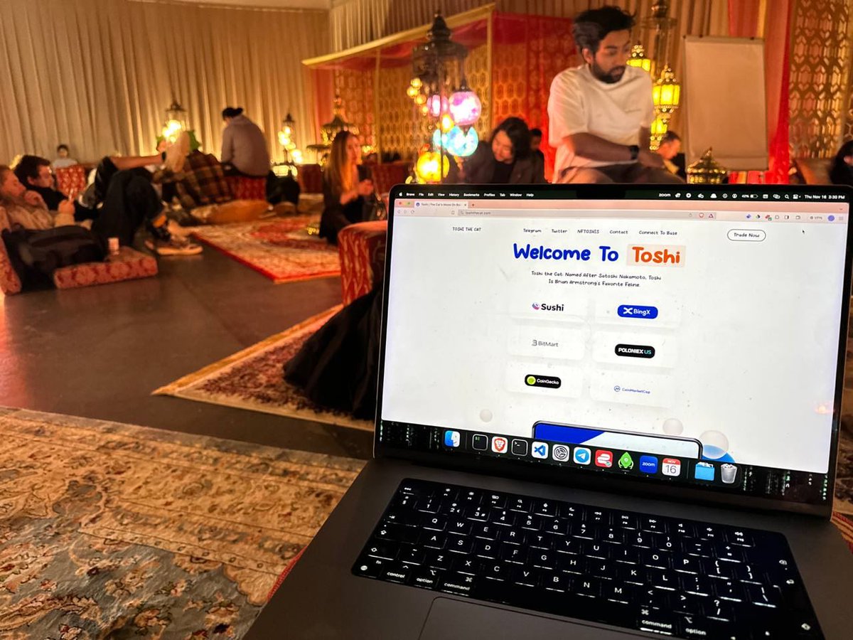 GatesOnChain's tweet image. I'll be choosing the 5 winners of my #NFTOSHI giveaway later today!
I've been a bit busy traveling to #Istanbul 🇹🇷 for #DevConnect2023.
All these cats in this city keep reminding me of $TOSHI 🐈🐈🐈🐈
Very excited about the coming months. Catalysts are coming to base chain,…