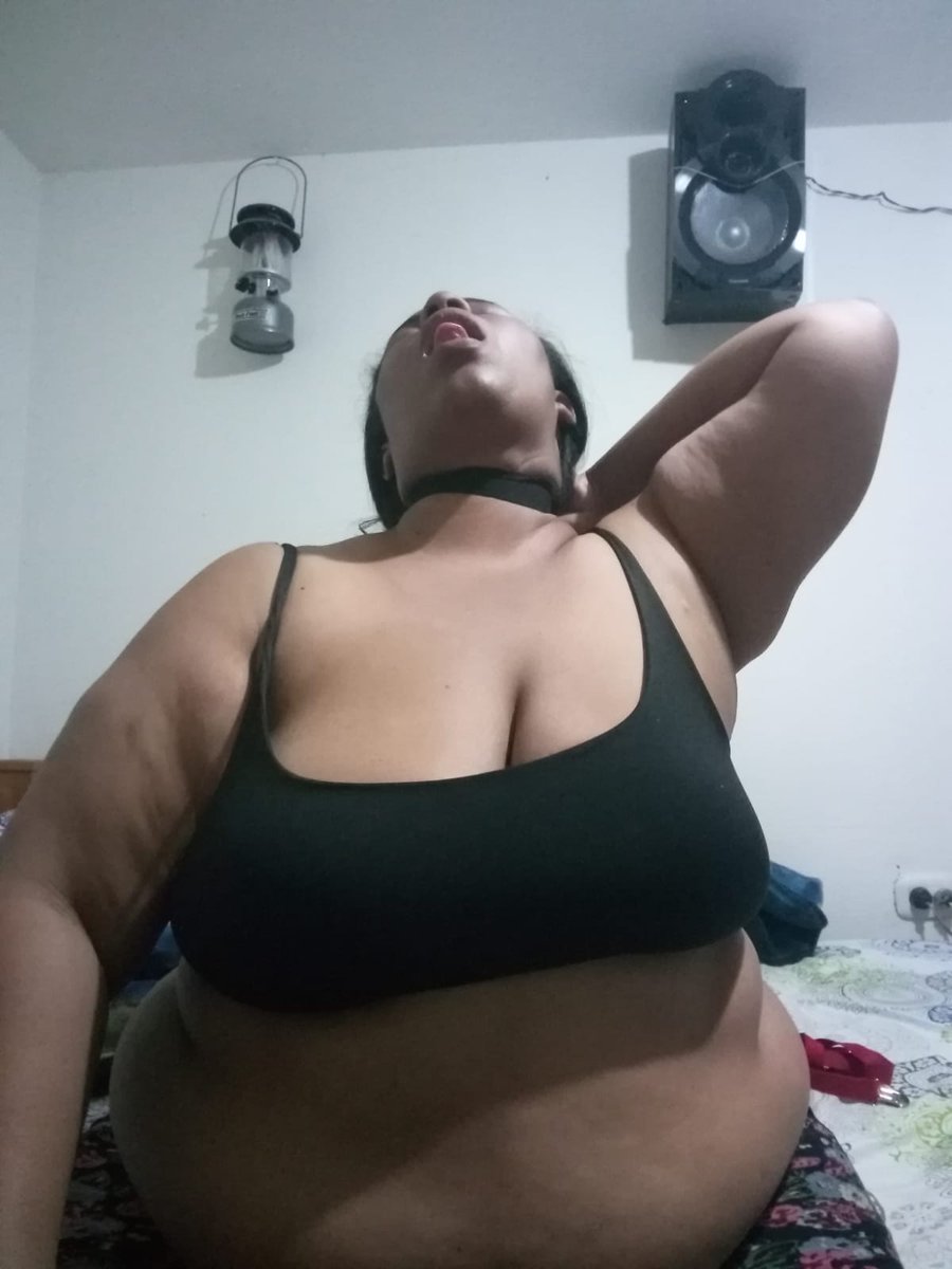 DuvanVilla172's tweet photo. 2 minute videos for sale strangling hard only for 13 dollars https://t.co/i76rN88bOk
