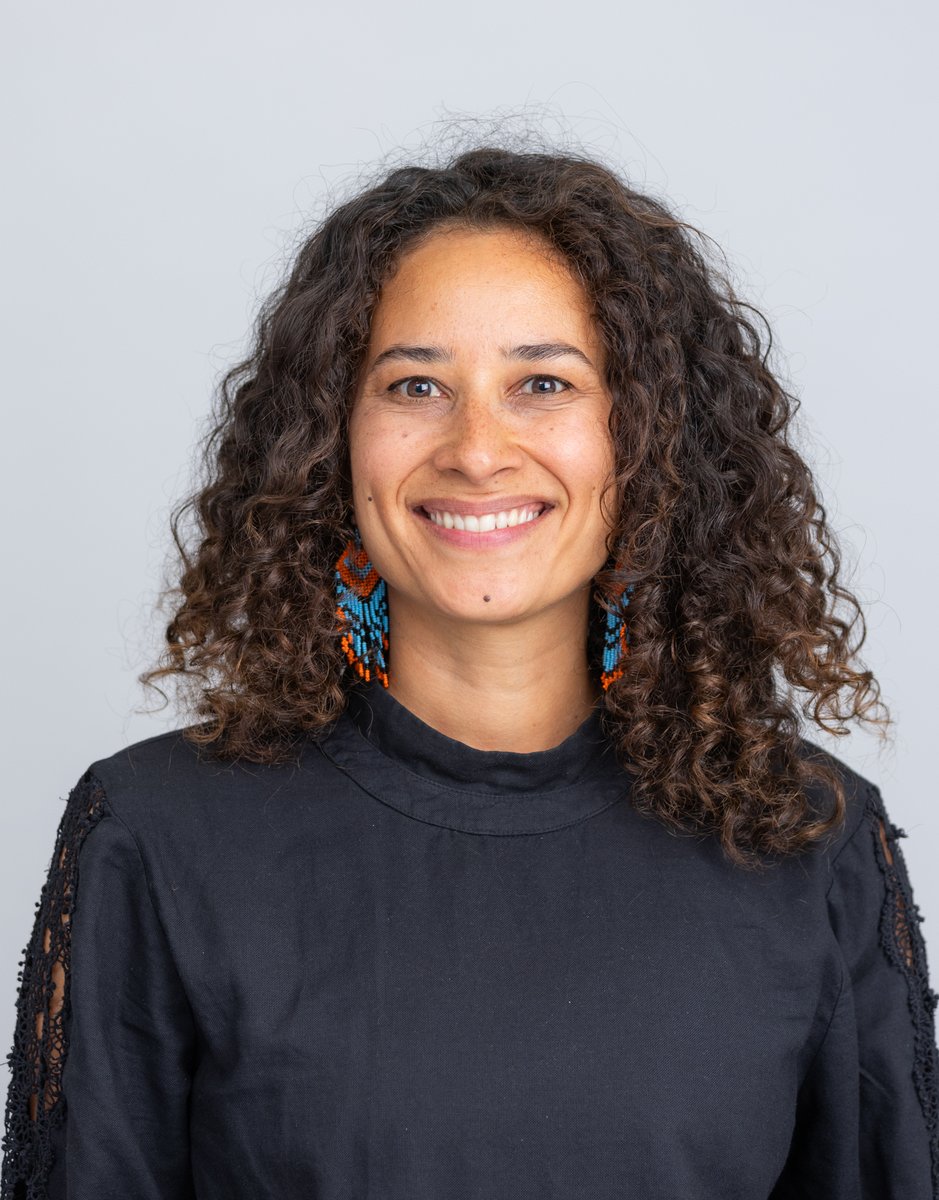 USYD Languages and Cultures (@usydslc) on Twitter photo Next Saturday, <a href="/FrenchUsyd/">USYD French</a>'s Dr Léa Vuong joins <a href="/ArtGalleryofNSW/">Art Gallery NSW</a> head curator of international art Justin Paton & Easton Foundation curator Philip Larratt-Smith at the exhibition launch day panel on #LouiseBourgeois' art and writings.
🗓 26 Nov, 1pm: bit.ly/3SEk0KC Next Saturday, <a href="/FrenchUsyd/">USYD French</a>'s Dr Léa Vuong joins <a href="/ArtGalleryofNSW/">Art Gallery NSW</a> head curator of international art Justin Paton & Easton Foundation curator Philip Larratt-Smith at the exhibition launch day panel on #LouiseBourgeois' art and writings.
🗓 26 Nov, 1pm: bit.ly/3SEk0KC