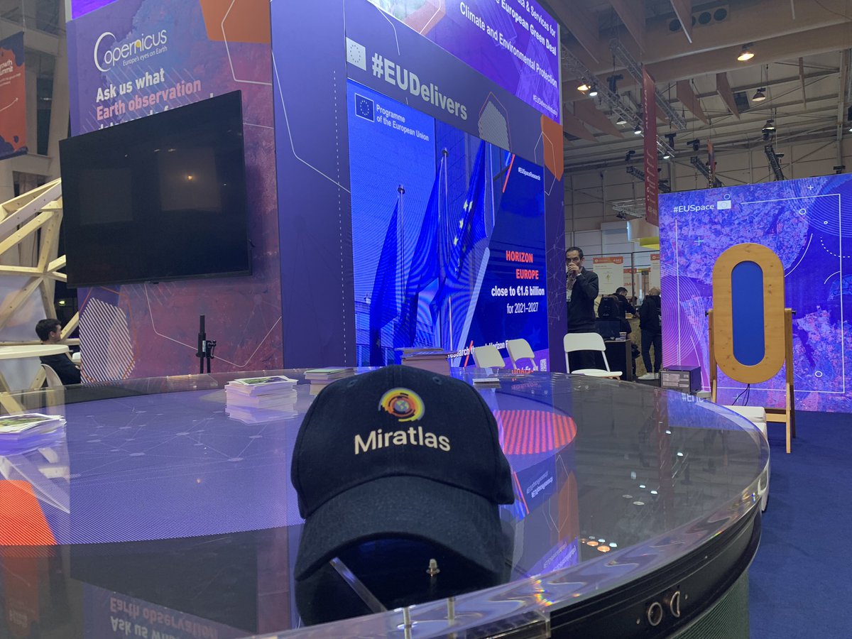 At the #WebSummit this week thanks to #Cassini it was the first opportunity to pitch Miratlas for our upcoming Series A.