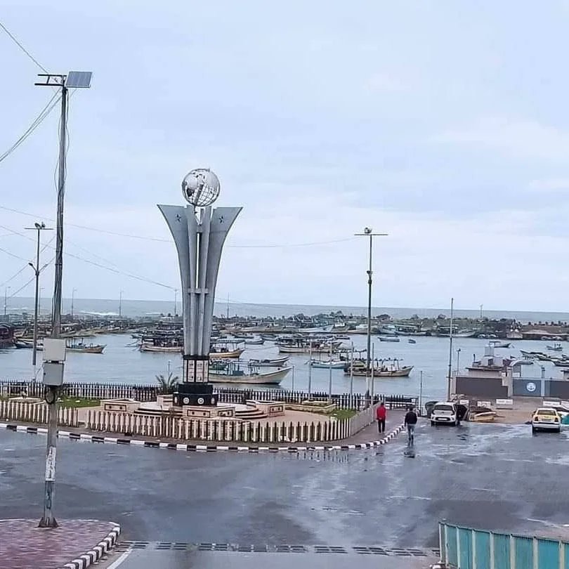 Andreinarod30's tweet photo. Las FDI destruyen monumento en puerto de Gaza que conmemoraba al buque turco Mavi Marmara.
#Palestine
#decreceres
#TSJSentenció https://t.co/8xZspMUh7f