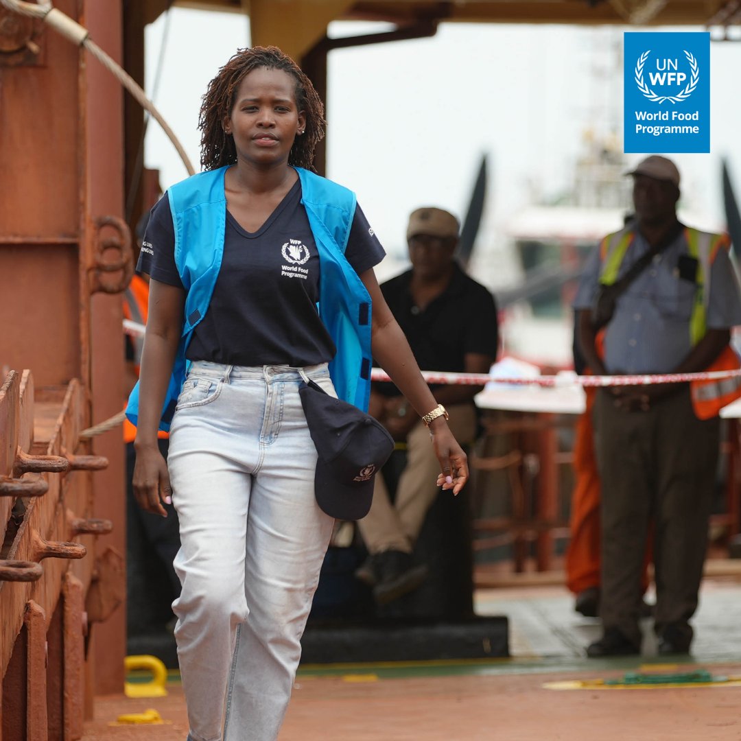 Meet Christine, a Supply Chain Officer working with <a href="/WFP_Kenya/">WFP in Kenya</a> at the port city of Mombasa. 

Her work is critical in receiving and dispatching safe and quality life-saving food to those that need it most, when they need it most.

💙 and 🔄

#PhotooftheWeek