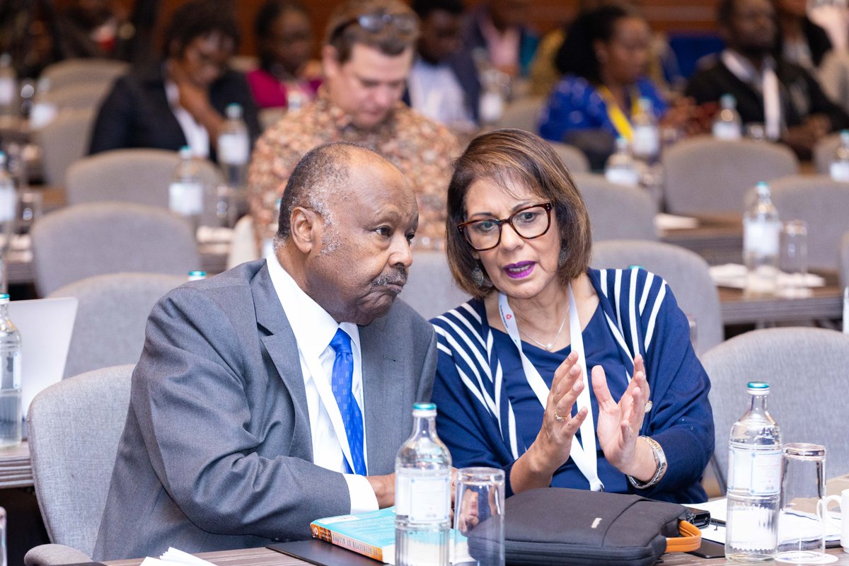 AKU_BMI's tweet photo. We continue to have fruitful discussions at the #AKUBrainHealthConference. Our coming together embodies the big tent the Brain & Mind Institute is creating, bringing everyone together to work towards advancing the outcomes of mental health in lower and middle-income countries. - Prof Zul Merali, Founding Director, @AKU_BMI.