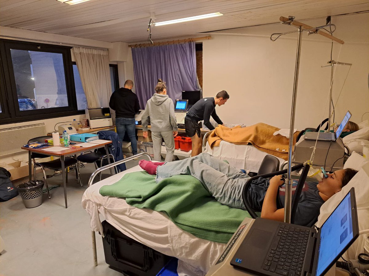 Aurélien Pichon (@aurelienpichon) on Twitter photo Nouvelle série d’expérimentations avec la team <a href="/HYPOXPERF/">HYPOXPERF</a> sur les nageurs des Jets de Sarcelles <a href="/magmerino/">Magmerino</a> et de Sarergeumine <a href="/CattaniGilles/">Coach gil</a> au <a href="/CneaFontRomeu/">Cnea FontRomeu</a> ! 🏊🏻♂️🥇<a href="/AgenceRecherche/">ANR - Agence nationale de la recherche</a> @INSEP_PARIS <a href="/LaboMOVE/">Laboratoire MOVE</a> <a href="/TeamVBRBC/">Team Vascular Biology and Red Blood Cells</a> Nouvelle série d’expérimentations avec la team <a href="/HYPOXPERF/">HYPOXPERF</a> sur les nageurs des Jets de Sarcelles <a href="/magmerino/">Magmerino</a> et de Sarergeumine <a href="/CattaniGilles/">Coach gil</a> au <a href="/CneaFontRomeu/">Cnea FontRomeu</a> ! 🏊🏻♂️🥇<a href="/AgenceRecherche/">ANR - Agence nationale de la recherche</a> @INSEP_PARIS <a href="/LaboMOVE/">Laboratoire MOVE</a> <a href="/TeamVBRBC/">Team Vascular Biology and Red Blood Cells</a>