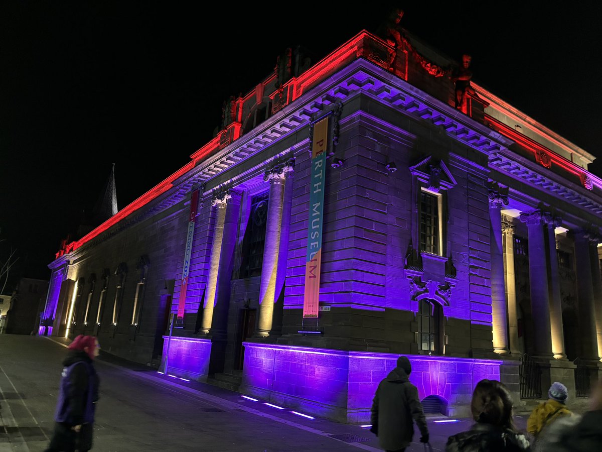 kirstenwatt1111's tweet image. Thanks to everyone who came to the Purple Lights walk to remember those lost to Pancreatic Cancer and raise awareness.
Another great night and fabulous turnout and the weather was very kind 💜
#WPCA #PancreaticCancerAwarenessDay #purplelights