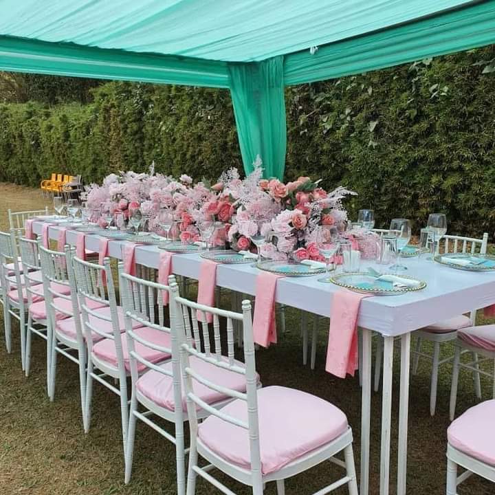 AngieMarginez's tweet photo. @wekesa_amos @Ugandalodgesltd #AjulinaEvents #SimplifiedPerfection 0774575450 https://t.co/AKeTnXvd8e
