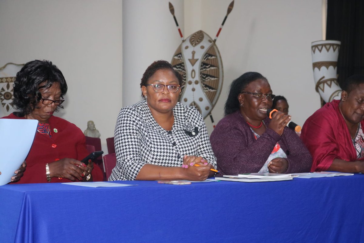 gender_ke's tweet photo. DAY 4 of stakeholders engagement with the Multi-Sectoral Working Group on the realization of the not more than two-thirds gender principle began with submissions from @MYWO_KENYA, who emphasised compliance with gender inclusion framework as urgent to the country. #TwoThirdsRule https://t.co/VTXsjLF2J4