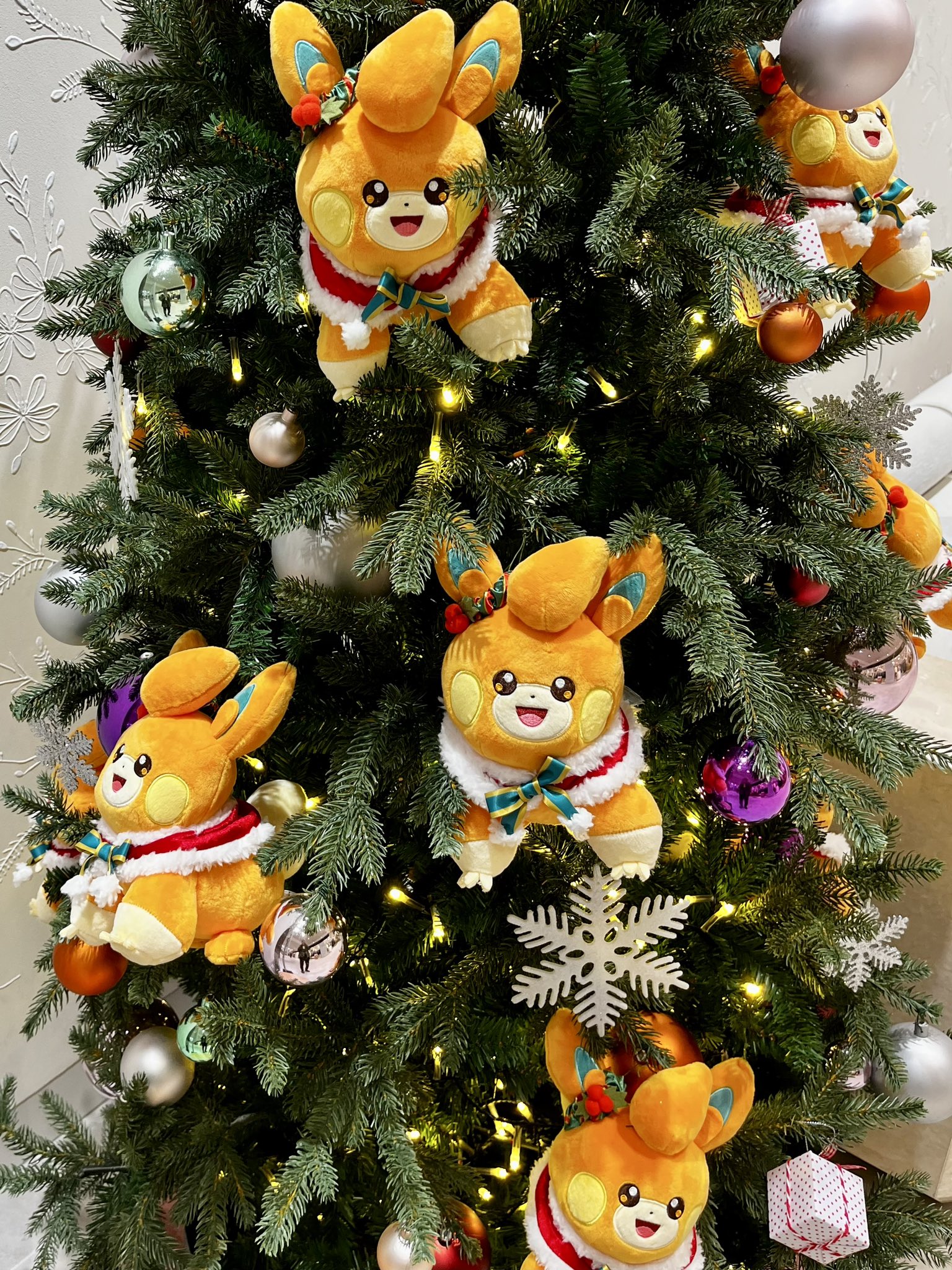 34,999円ポケモンセンター　ピカだるま　クリスマスツリーセット　メタモン　未開封品