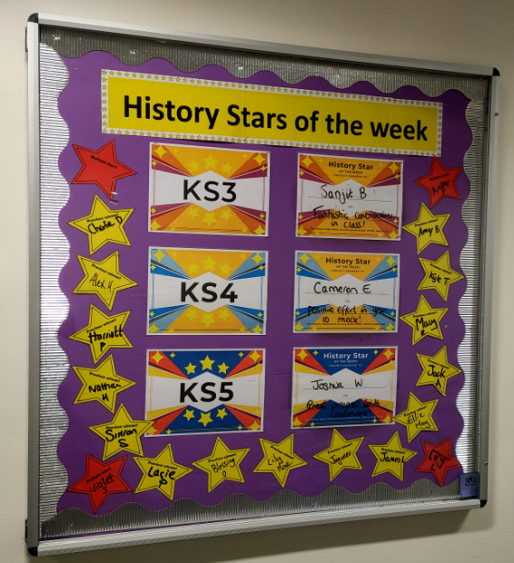 AHS_History1's tweet photo. This week's historian superstars are three amazing youngmen! Well cone to Sanjit in 9E/Y for fantastic contributions, Cameron E in 10W3  for effort in his mock and Joshua W in year 13 for great progress on his course work! Well done boys! 🤩⭐️🌟 https://t.co/6W4HUaGvxN