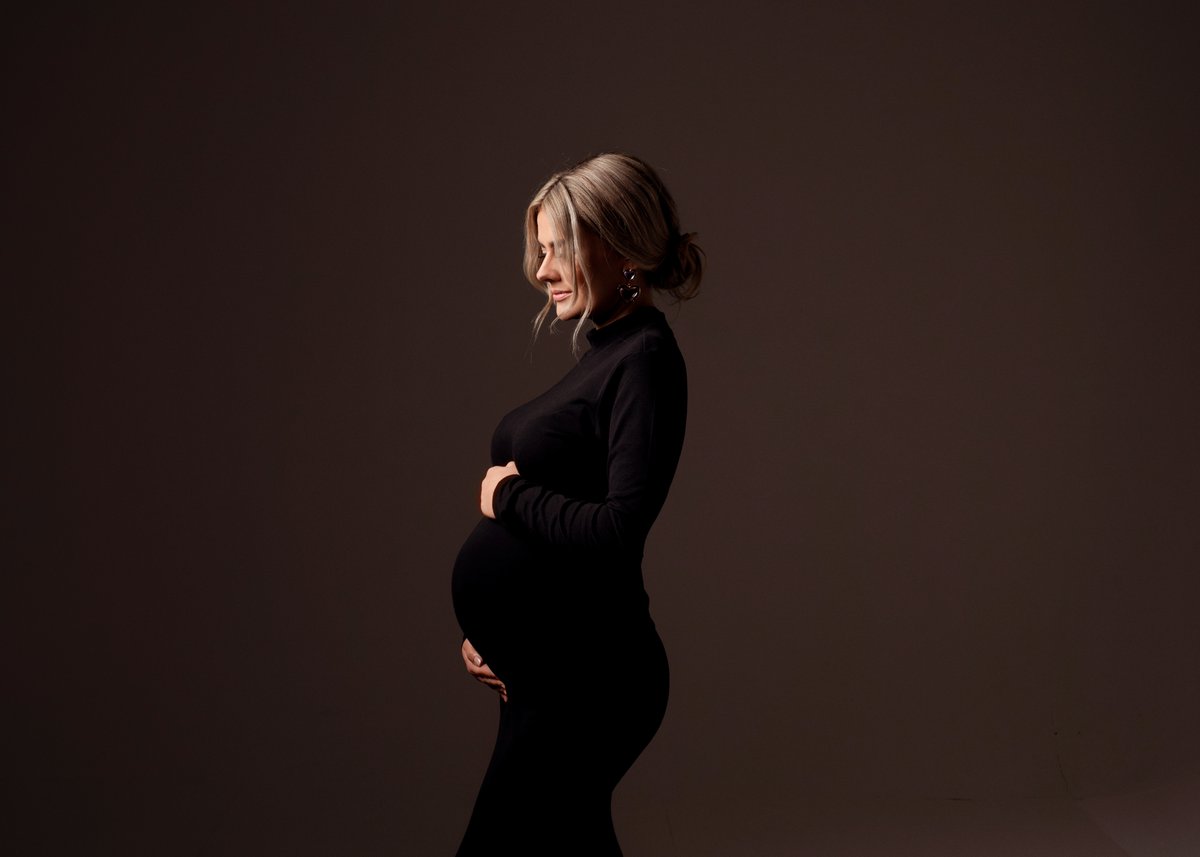 Janette_jake_'s tweet photo. #studiophotoshoot #maternityphotoshoot #shotsbyblondie #fotografeklaipedoje #pregnancy #maternity #blackdress
https://t.co/xsiTYrEr5Z https://t.co/XySiUHI8dQ