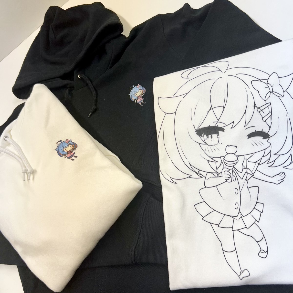 vv__official's tweet photo. 人気のゲーム実況者　
＼ゆっくりtrs【つる】×ヴィレッジヴァンガード／
コラボグッズ発売決定！
デザインは人気イラストレーター『みるくぱんだ』さん描きおろし！
期間限定の受注販売です！
この機会をお見逃しなく！！

詳細👇
https://t.co/J5CRNfOwzd
ご購入👇
https://t.co/dff8laJJm3 https://t.co/ZVZuC8dsgL