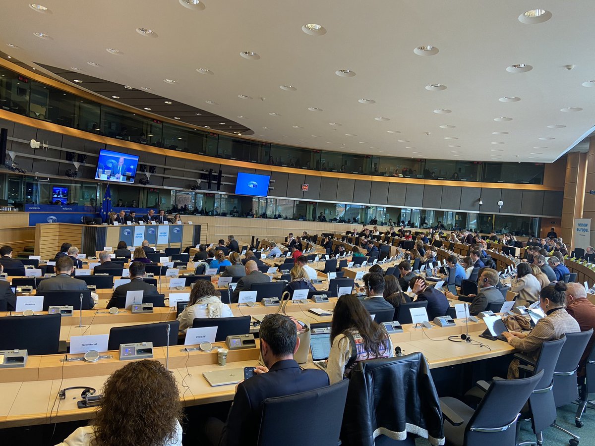 What an intense week in preparation of the #SingleMarket Future Report. From Bilbao to Bruxelles, The Hague and Rome. Meeting Governments, ⁦<a href="/EU_Commission/">European Commission</a>⁩ and ⁦<a href="/EUparliament/">European Parliament</a>⁩, entrepreneurs, trade unions, students and experts.