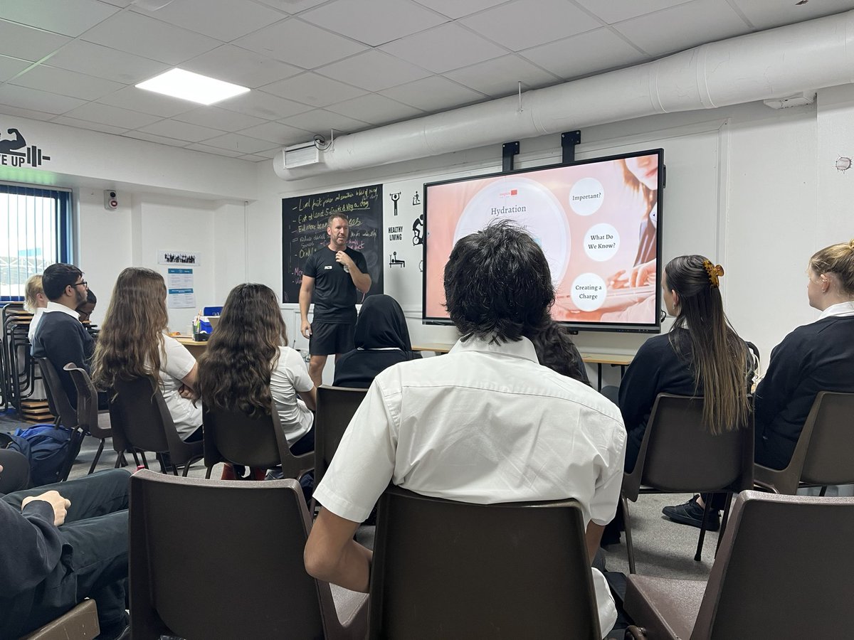 BSAKsports's tweet photo. A big thank you to sport scientist Gareth Picknell for coming into BSAK this week to deliver a hydration workshop and sweat analysis with the BTEC Sport students https://t.co/CT4GsW0G8g