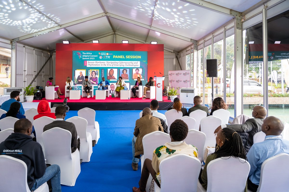 Jahmu__'s tweet photo. How can Big data be used to unlock the full potential of Africa’s economy? How can we accelerate the adoption of AI across industries to improve efficiency, accuracy, and decision-making? Today, the #eDigitalConnectSummit will focus on these key areas at the #CTWKenya
#ImarishaBiz