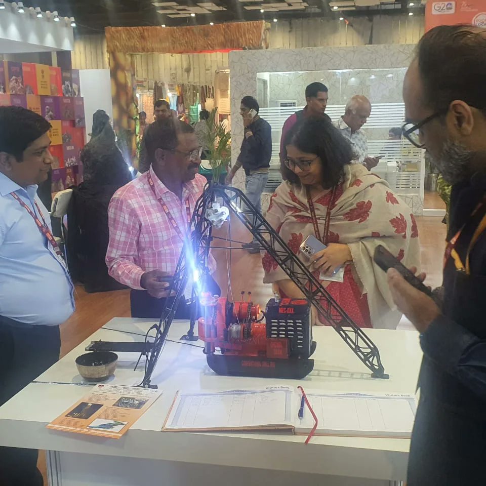 minexpconsltd's tweet photo. @MinExpCons_Ltd stall at the Mining Pavilion (Hall no. 5, Pragati Maidan, New Delhi) ushered Smt. Farida M. Naik, Jt. Secretary @MinesMinIndia during the India International Trade Fair 2023 (14th to 27th November, 2023). #ConnectingBeyondMining
#mining #geoscience #minerals https://t.co/tWEMDBcgKj