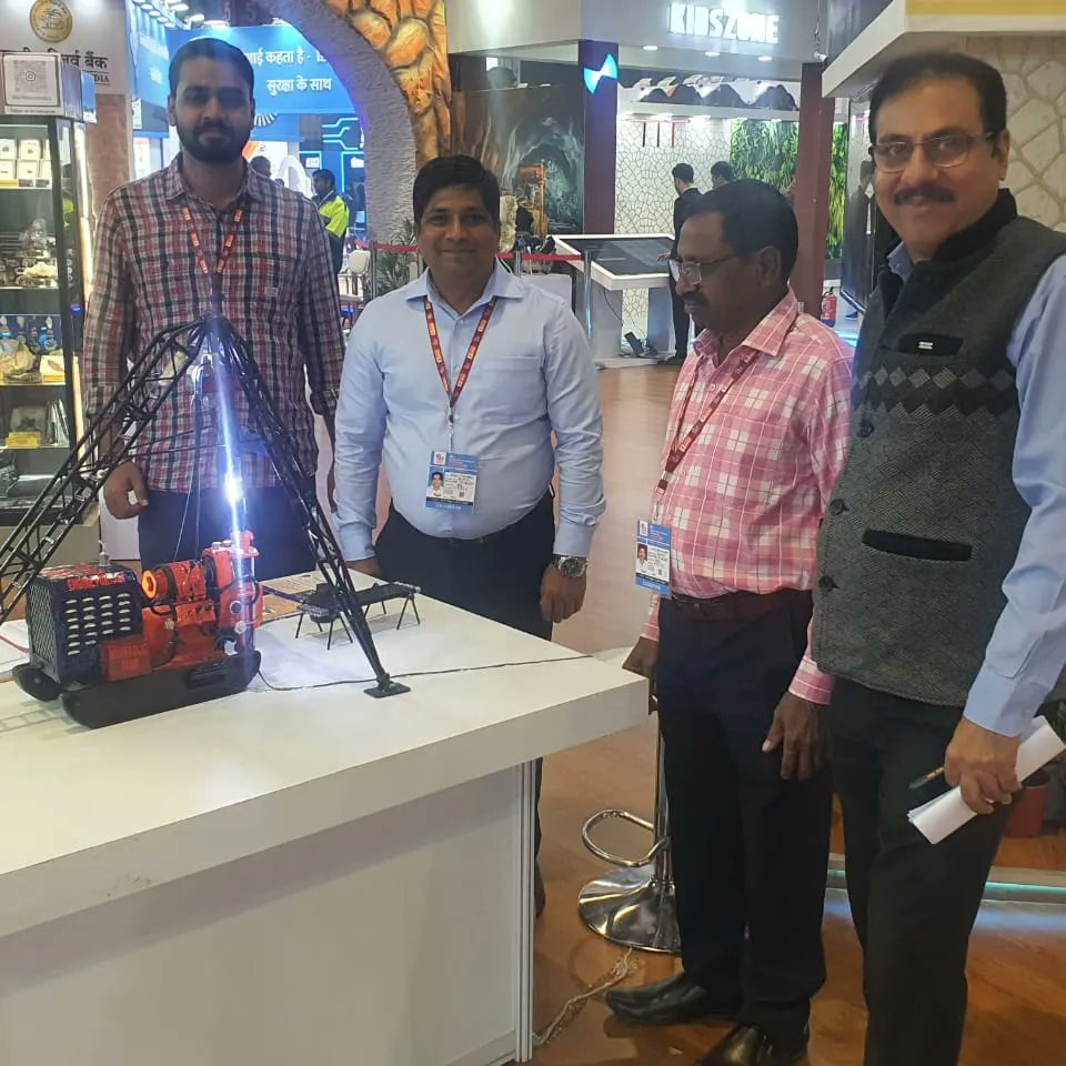 minexpconsltd's tweet photo. @MinExpCons_Ltd stall at the Mining Pavilion (Hall no. 5, Pragati Maidan, New Delhi) ushered Smt. Farida M. Naik, Jt. Secretary @MinesMinIndia during the India International Trade Fair 2023 (14th to 27th November, 2023). #ConnectingBeyondMining
#mining #geoscience #minerals https://t.co/tWEMDBcgKj