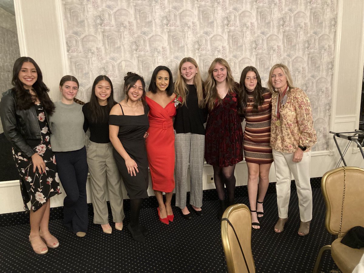 mbxccoach's tweet image. It was a great night celebrating Bryanna Allison, inducted into the LHS Hall of Fame and having future HOF athletes witness a great event #lhs