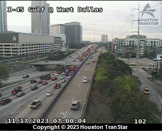 JenReynaTV's tweet image. DOWNTOWN: Traffic is thick in DT Houston, due to earlier problems at W Dallas. Give yourself more time and stay off of the cell phones. #KeepItMoving @KHOU
