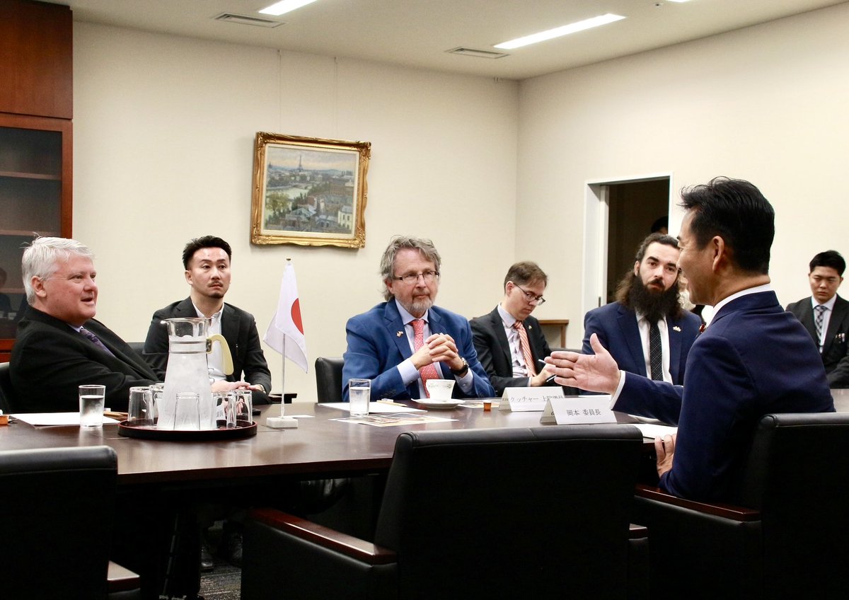 カナダ日本・国会議員連盟共同議長のスタン・クッチャー上院議員 (@StanKutcher)とテリー・シーアン下院議員  (@TerrySheehanMP) を経済産業委員長室にお迎えしました。 １年ぶりの再会です。…|荒川区|荒川区民ニュース