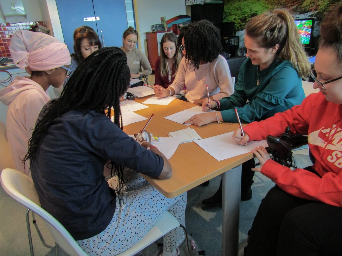 #GratitudeFridays: Our volunteers are our true heroes! We are thankful for the time they have invested  in helping us fulfill our mission to help young people  reach their true potential. Each day, they  are working in#BuildingBrightLives. Sign up here: bit.ly/44eiDEJ