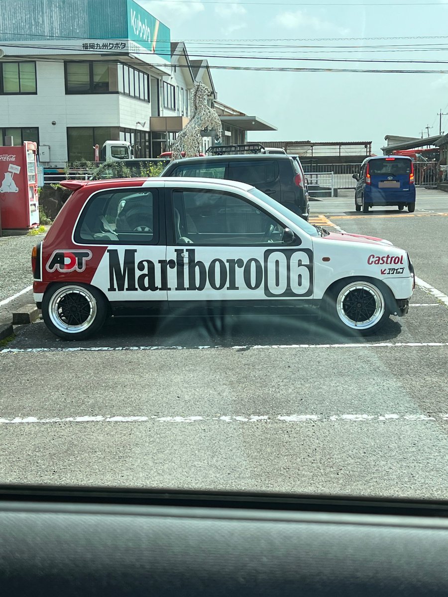 l700miracustom's tweet photo. なんか見た事あると思ったら前にカッコいいと思って撮った車や‼︎ https://t.co/W1GMX8jwEK