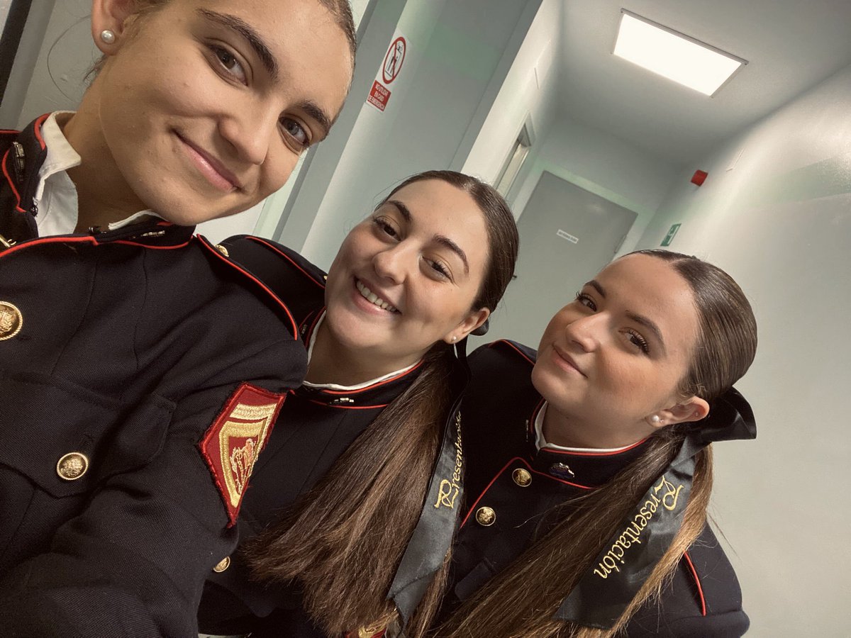 M I R A N D A (@miirandajmnz) on Twitter photo 