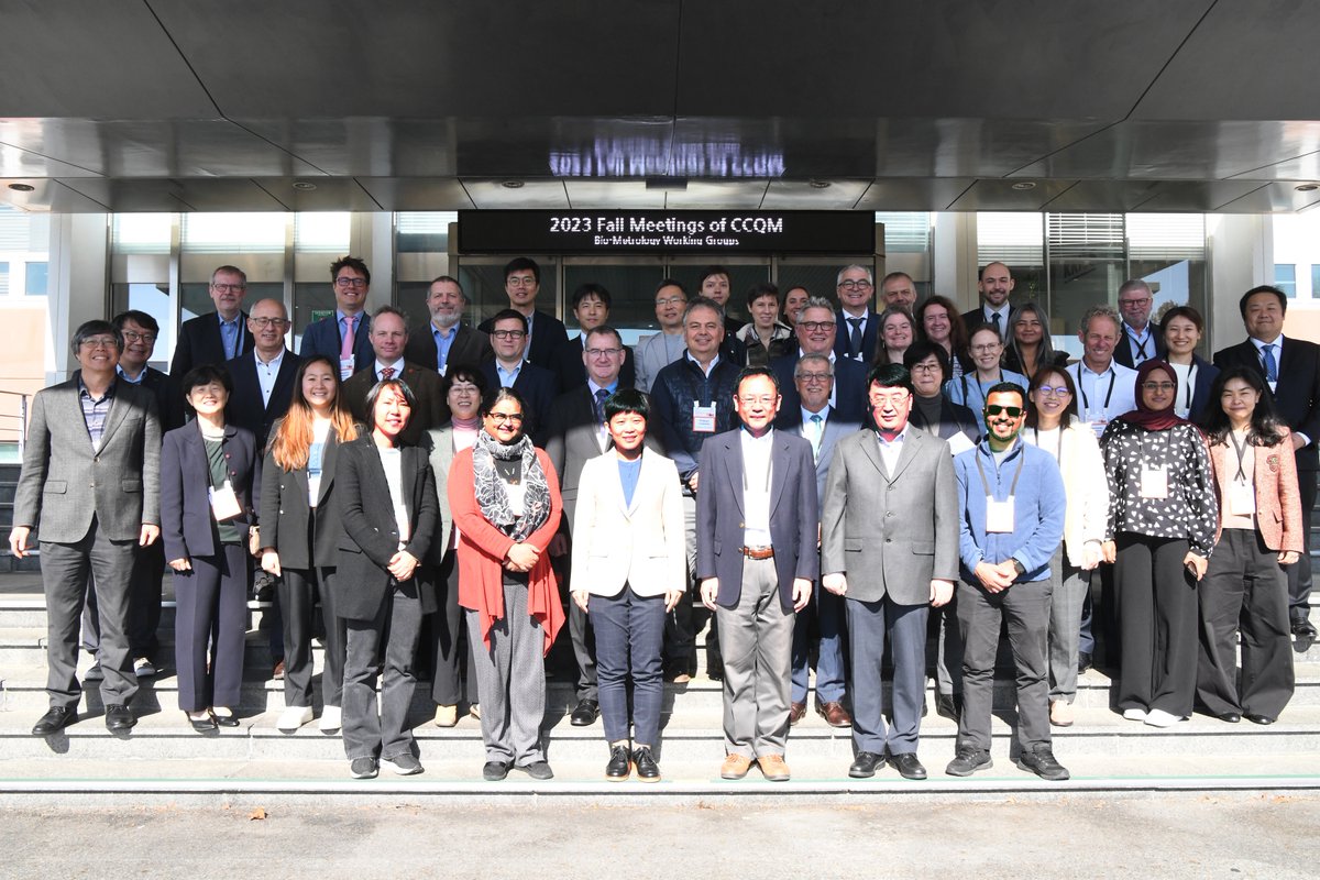 RalfJosephs's tweet photo. Last week, I was pleased to represent the #BIPM in the fall meetings of the #CCQM 'bio' working groups to discuss #PeptidePurity and 'bio' #Metrology. The event was kindly organized by the Korea Research Institute of Standards and Science #KRISS. https://t.co/jpvi5ZMnvm https://t.co/kKlw8xpdiE