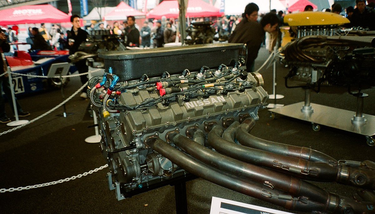 yasu840627's tweet photo. 年代合わせて、日産ラルゴにVRT35載せたいっす‼︎
このエンジンの音の良さはもう格別‼︎
#NISSAN #VRT35 #NP35 https://t.co/dVwnbEB6ZS